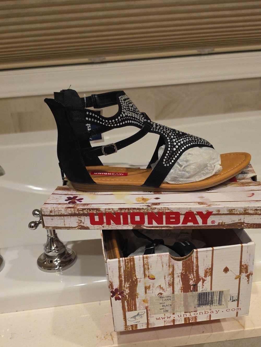 UNIONBAY Black Rhinestone Strappy Gladiator Sandals Size 10 New